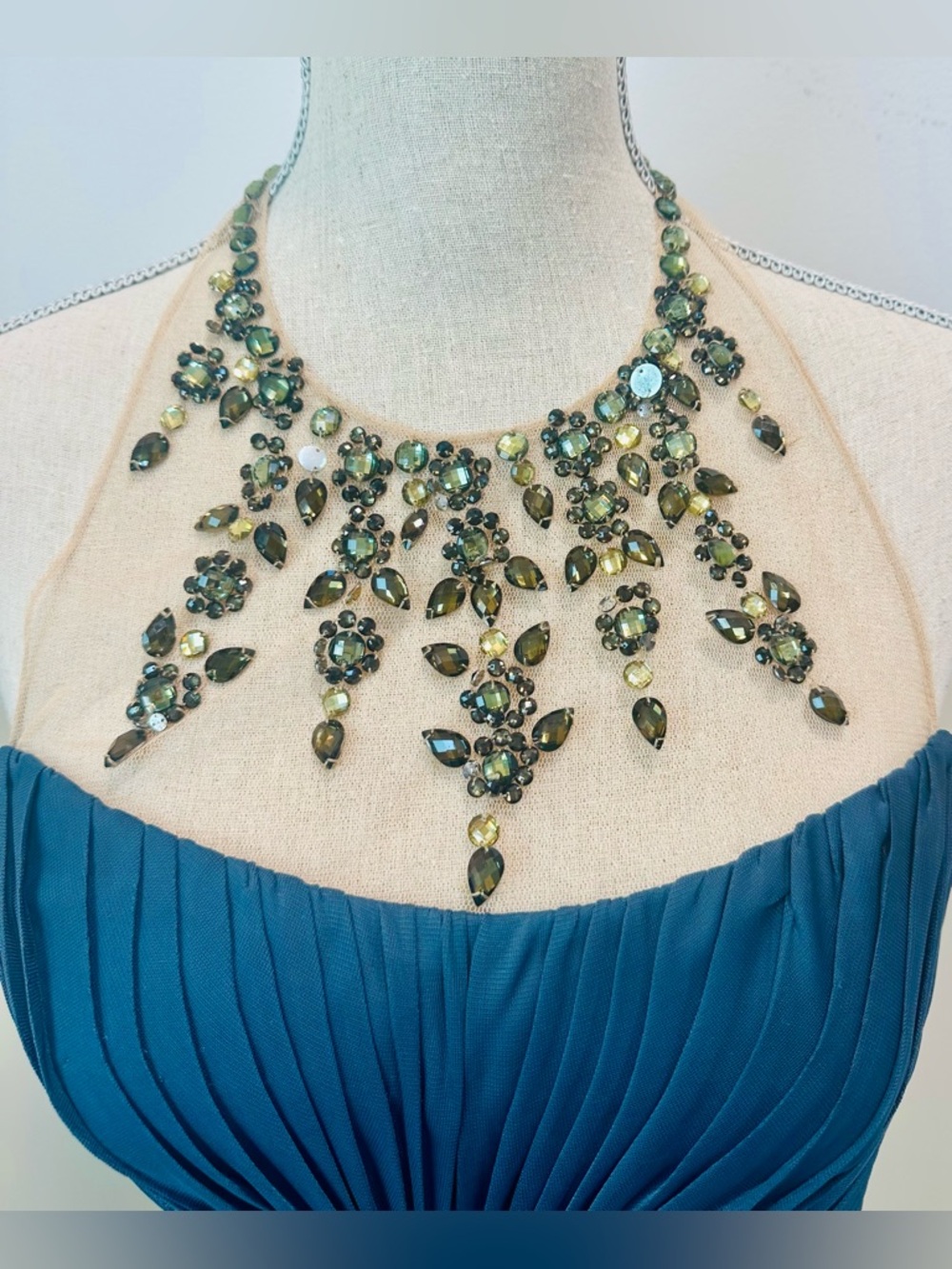 Adrianna Pappell NWT Halter Jewel Gown 8 Wedding Formal Maxi A-Line Luxury $230